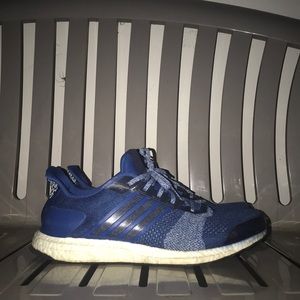 adidas ‘boost’ sneakers